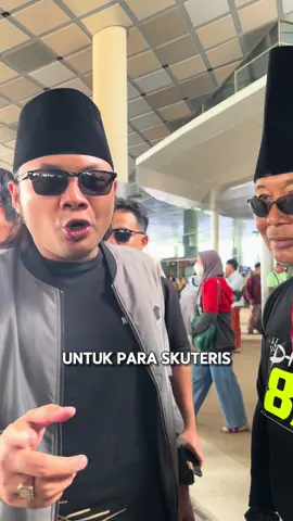 Di info pak maskot. Ramaikan bolo