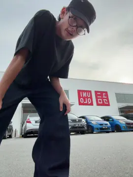 dey apa mahu saya lagi tiktokk@UNIQLO Malaysia #fyp #outfit #trend 