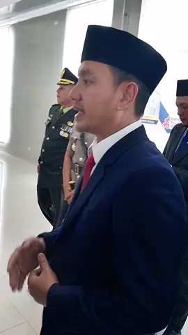 Pernyataan Wali Kota Tebing Tinggi Iman Irdian Saragih usai melantik 19 orang pejabat Eselon II di Lingkungan Pemko Tebing Tinggi. Jumat, 15 Agustus 2025. #tebingtinggi #tebingtinggisumut #sumut #idaman #akamsi @PDI Perjuangan 