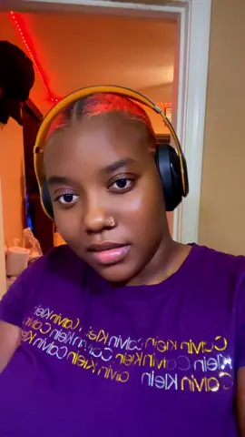 I’m in love 🥰 with myself 🤭💍👑#fyp #purplegirl💜 #selflove #nègkafou🇭🇹forlife👑 #aifilter 