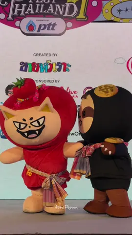 นี่แหนะะะ เดินช้าดีนัก ดึงคอเยยยย  #CharacterFestThailandxGMMTV #TOMAFOX #SAMRUAY 