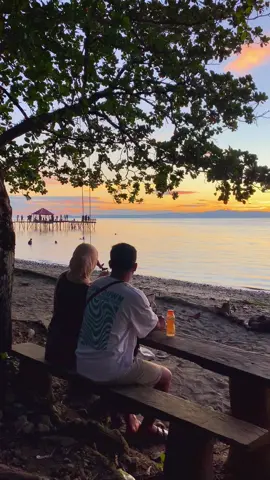 Best sunset 🌅+orang tersayangg🤍@itynaaa #sunset #nyore 