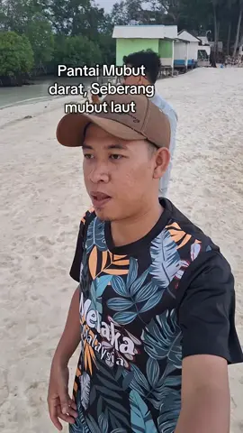 Pantai mubut darat. dari mubut laut hanya 5 menit..