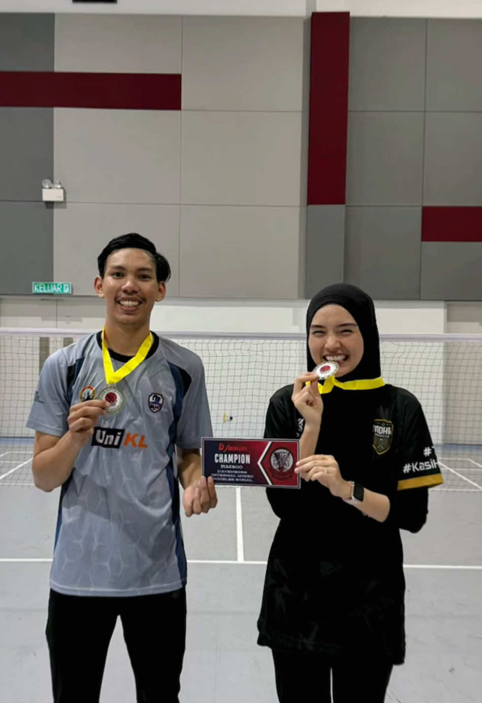 alhamdulillah, thankyou partner mengcover dengan jayanya hshs 🥇🤲🏻 __________________________________  #badminton #badmintonmalaysia #badmintonplayer #badmintontiktok #badmintonindonesia 
