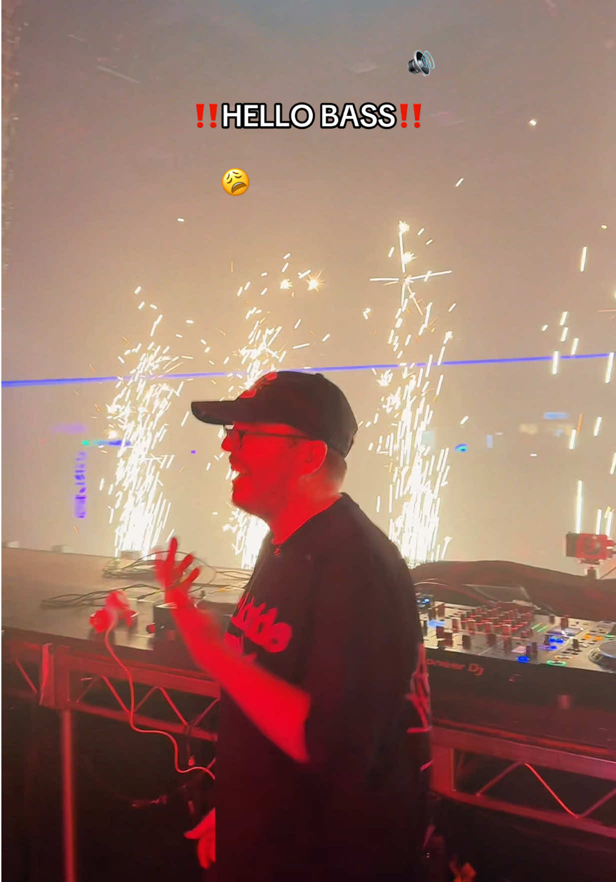 wait for the drop 👀 @ray volpe #bassrush #ravetok #edmtiktok #dubstep #basshead  