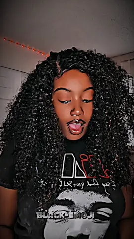 Taya🙂‍↔️ #taya #kenyantiktok🇰🇪 #fypシ゚ #blackemojiedits #trendingchallenge 
