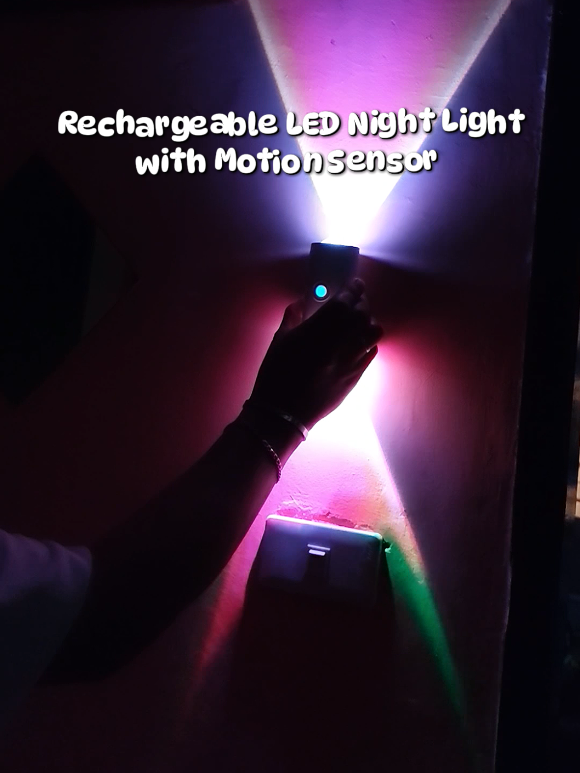 Rechargeable LED Night Light with Motion Sensor #motionsensor #lednightlight #smartnightlight 