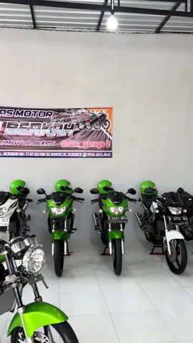 paket ganteng juga ready yah 2014 Pajak plat Baru #ninjass #ninjassstyle #garasi2tak 