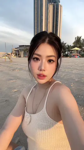 Dự báo nói hôm nay có mưa. 