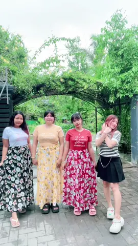 တို့အဖွဲ့သားတွေ 🥰🤩🖤ညီညီညာညာ❤️#ရောက်ချက်တဲ့နေရာရောက်စမ်းကွာ🤭🥰 @Nanda Phyo #ကချင်ပြည်ကိုအလည်ခေါ်ချင်သည်😄 #❤️❤️တွေပစ်ပေးခဲ့ပါ #foryou #fypシ゚ 