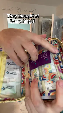 Super cute first aid kit with everything you could need on the go for little accidents and scrapes or bruises. As a busy mom I love this mini first aid kit! #firstaid #firstaidkit #beprepared 