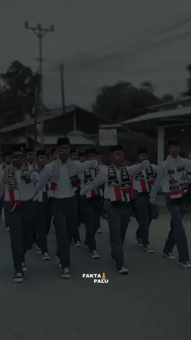 Gerak Jalan Tingkat SMA/SMK/MA Sederajat di Kabupaten Poso dalam rangka memeriahkan hari Kemerdekaan RI ke 80 🇮🇩 @STATS_PALU  #kemerdekaanindonesia🇮🇩 #faktapalu #poso #palu #pamonaselatan 