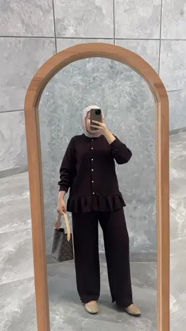 BUSUIIII , Jangan lupa co🤗 #setelanjumbo #setelanwanita #denacollection #setelanknit 