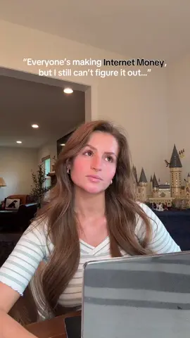 Others charge money for this 👇🏼  -99% of people would love to make money online -10% will actually start -But only 3% make more than $1k/month... So what makes that 3% different? They have a clear strategy they stick to. They don’t play around & switch from affiliate marketing to dropshipping to AFBA to copywriting….all in the same month. You HAVE TO stick to one thing, master it, and enjoy the results. So what should you choose? 🤍 After trying 10+ side hustles, only 2 have made me 100s of thousands.  The one that required the least investment & made me the most? ~ DIGITAL PRODUCTS ~ It’s how went from 💲0 to averaging 💲2k-5k/day from my phone. It’s beginner-friendly and you don’t need any experience to start.  Now I know what you're thinking... 