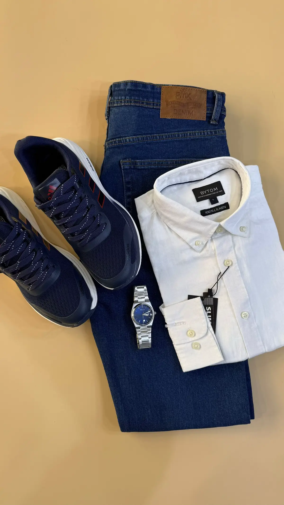 Labiskaaga oo Dhamays tiran #carwoxushmo #somalitiktok #foryoupage #fypシ゚ #outfit 