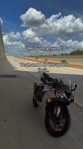 Hmm #zx6r #trend #bikesoftiktok #ninja 