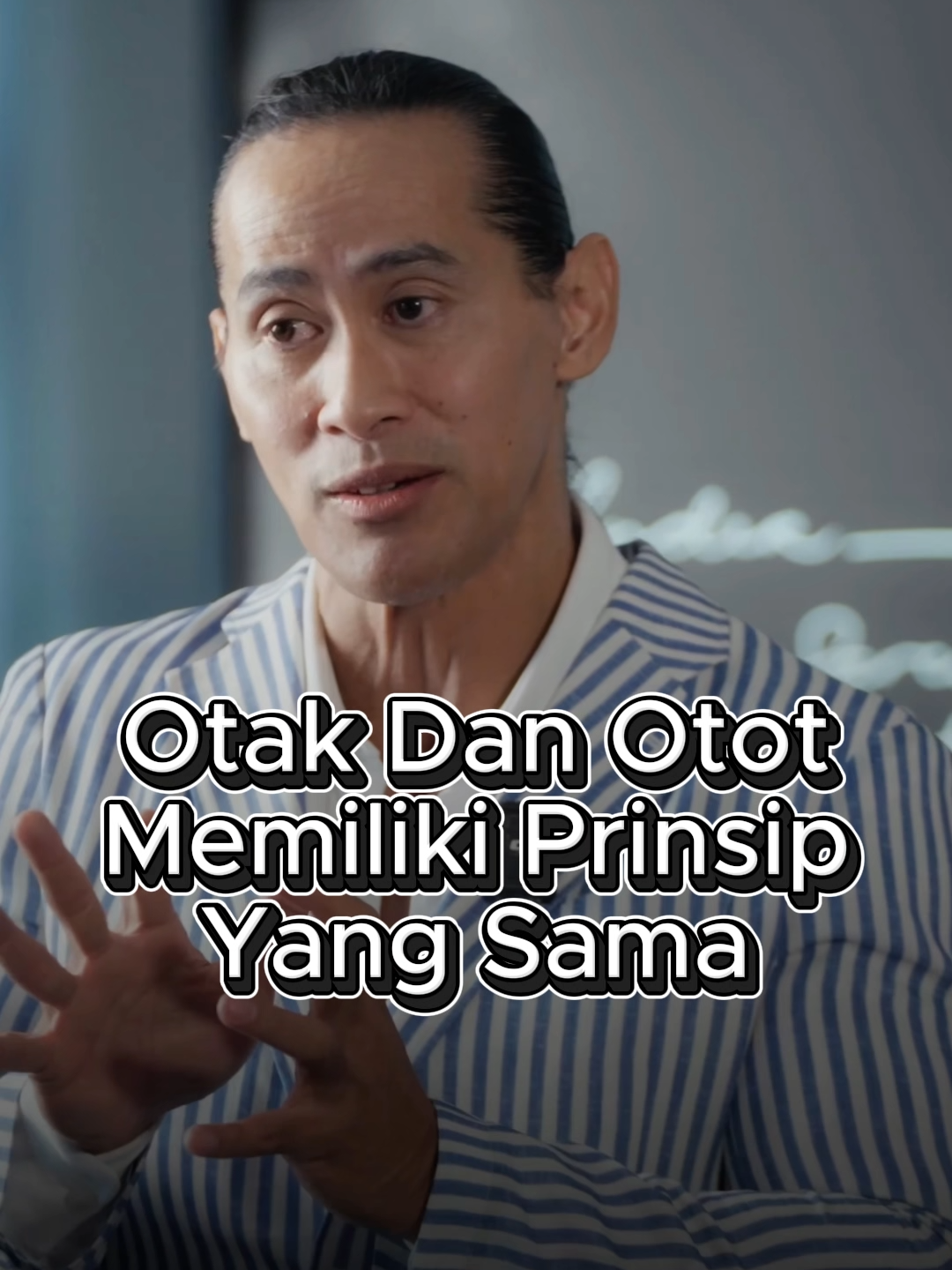 Otak Dan Otot Memiliki Prinsip Yang Sama #AdeRai #otot #gymgoblok #malaka #edukasi Credit Video: MALAKA Jangan lupa mampir ke video di bawah ini Sumber Video: https://youtu.be/uONMGj71Cps Follow Us On Other Social Media: Tiktok: https://www.tiktok.com/@recastvibes Youtube: https://www.youtube.com/@RecastVibes Instagram: https://www.instagram.com/recast.vibes