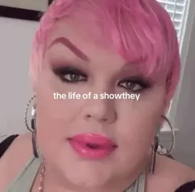 i’m stuck where the trade left me 🙂‍↔️🙂‍↔️🙂‍↔️🤩 #taylorswift #rupaulsdragrace #thelifeofashowgirl #eurekaohara 