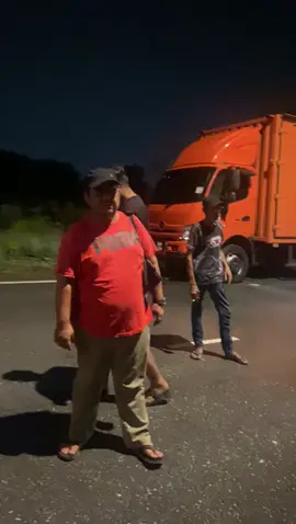 time nie ak sorg je pakai Isuzu lain semua pakai hino..masuk air teruk @Ejatt 