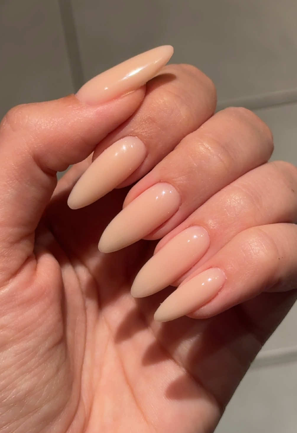 Anzeige | GEWINNSPIEL 💖 Zu Gewinnen sind ALLE 9 FARBEN der No File Builder Gele von Lyni Nails 🥹🫶🏼 Was ihr tun müsst: • Dieses Video liken & kommentieren • Mir hier auf TikTok und auf Instagram (IG: @amelie.blaschke) folgen • @Lynis Nailshop · nailmondo folgen • mind. 18 Jahre alt sein (I‘m sorry!! 😭) Die drei Gewinner*innen werden nächste Woche Sonntag (24.08.25) bekannt gegeben 💞 Viel Glück!! 🍀 #nägelselbermachen #nails #gelnails #fyp #fürdich 