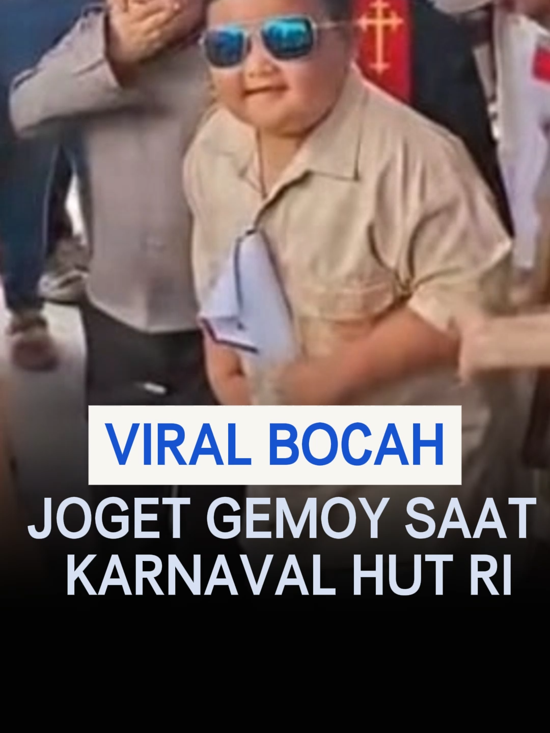 Bocah cosplay jadi Presiden Prabowo di karnaval HUT RI ke-80, bikin warganet ngakak sekaligus gemas. #HUTRI80 #Prabowo #Cosplay #Viral #KarnavalMerdeka #BeritaViral #JCCNetwork #jccnetworkid