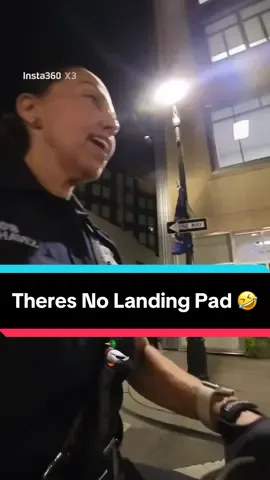 Mirah #police #horse #horsesoftiktok #jeep #duckduckjeep Our first duck deployment without a door handle to land on 🤣 sound credit to @yeahyeahyeahs 