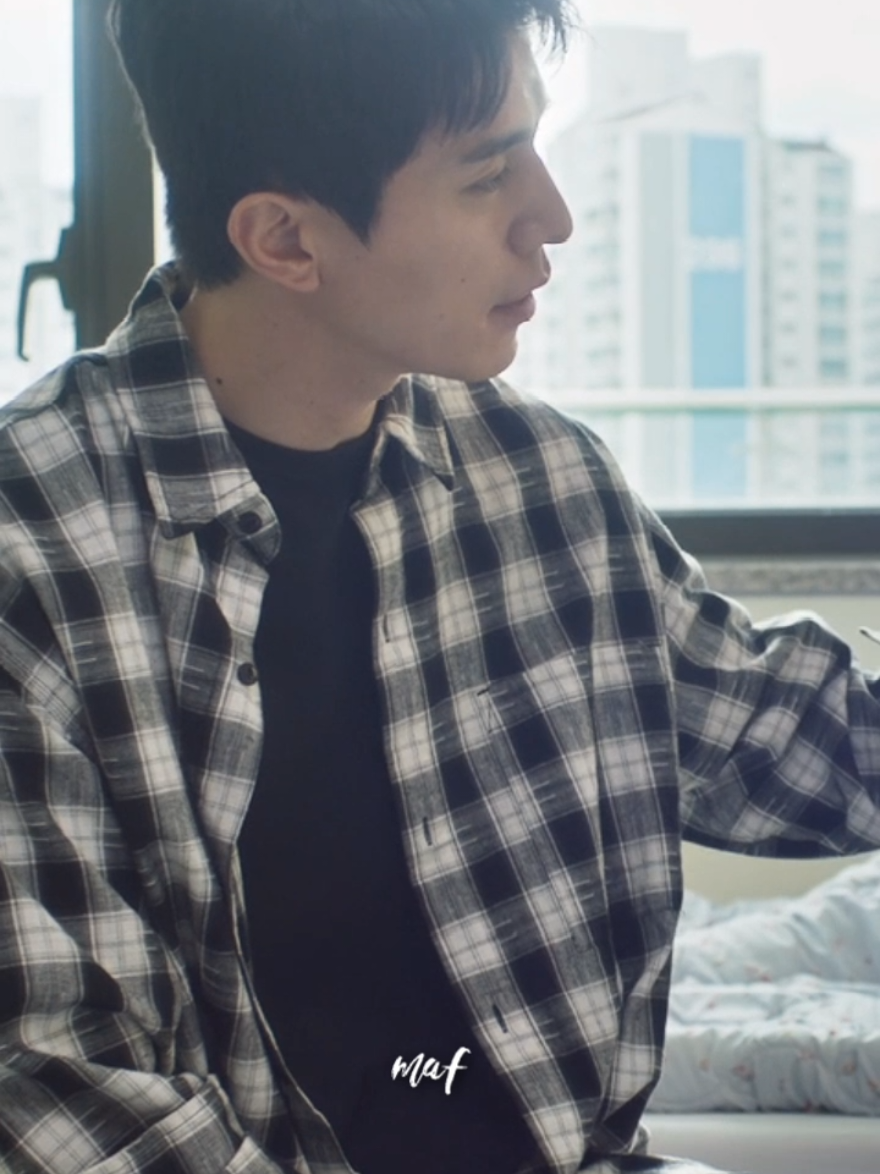 this shirt reminds me about jongjinman 😄  #leedongwook #อีดงอุค #theniceguys #ashopforkillers #fypシ 