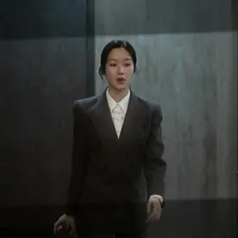 These two dramas are actually really similar #lawandthecity #beyondthebar #kdramaedit #kangheeji #kanghyomin 