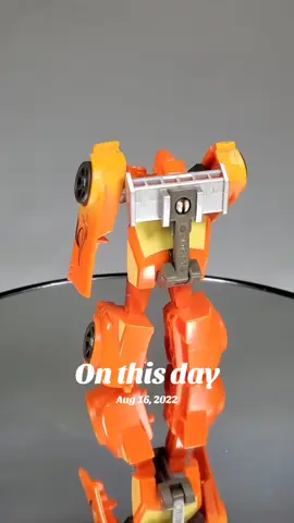 #onthisday Look back at Dark of the Moon Legends class Hot Rod! #transformers #hotrod #darkofthemoon #bayverse 