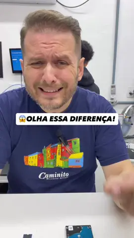 ⚡ HD x SSD x SSD NVMe — qual a diferença de verdade? No vídeo de hoje eu mostro de forma simples: 	•	HD (Disco Rígido): armazenamento mecânico, mais lento, com partes móveis. 	•	SSD (SATA): mais rápido que o HD, sem partes móveis, mais seguro e silencioso. 	•	SSD NVMe: tecnologia de última geração, que usa o barramento PCIe — entrega velocidades até 6x maiores que um SSD comum. 🚀 📌 Em resumo: 👉 HD = Espaço maior por menos custo, mas lento 👉 SSD = Excelente custo-benefício pra acelerar qualquer máquina 👉 SSD NVMe = Desempenho máximo pra quem precisa de velocidade extrema 🔧 Aqui na Oficina Informática a gente faz o upgrade certo pra sua necessidade e sempre com garantia de verdade! #HDvsSSD #SSDnvme #UpgradeDeNotebook #OficinaInformática #TecnologiaComConfiança  