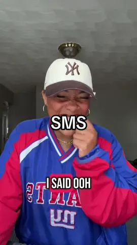 S&M is NOT the same as SMS 😪 shortie got me good on that one #lesbians #lesbiansoftiktok #wlwlesbian #wlwtiktok #wlw 