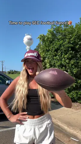 Almost football season!!! @Ethan Myers ❤️ #sec #footballtiktok #mississippistate #godawgs #mississippi 
