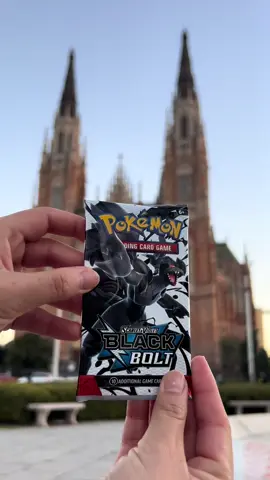 Seguimos abriendo sobres en toda Argentina 🇦🇷 Que nos tocará hoyyy ??? 🫣 #cxa_stream #pokemon #tcgpokemon #boosterpokemon #plazamorenolaplata 