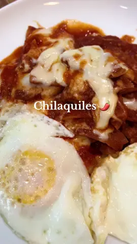 #chilaquiles #breakfast #comidamexicana #chilaquilesrojos #homemade 