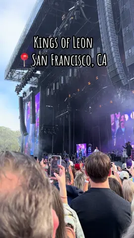 Unrealllll #fyp #concert #sanfrancisco #kingsofleon #zachbryan 