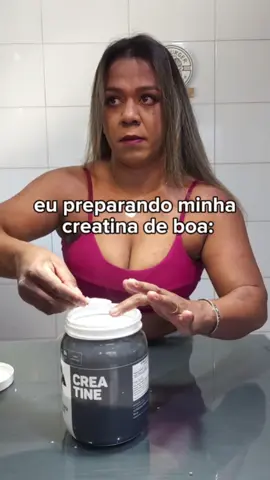 eu preparando minha creatina de boa: ➡️ Siga @promo_livre_br 🏋️ Treinos • Humor Fitness • Dicas Maromba 🔥 Página com as melhores promoções da internet em suplementos, acessórios, roupas de academia e muito mais! 🚀 Frete grátis acima de R$19,00 🔗 Link na bio para garantir suas ofertas! 📲 Marca @frangoshortsbr  nos Reels e Stories! 👉 Siga também: 💥 @treinoeposto 🏃 @heyrunnersbr  🎧 @podgainz 🔥 @corroeposto 💪 @mundo_dos_musculos 