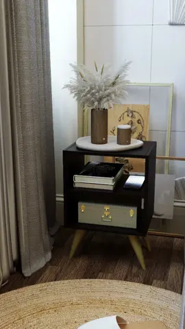 ✨ Transforme seu quarto com estilo retrô! As Mesas de Cabeceira Retro Palma são perfeitas para quarto de casal ou solteiro – além de funcionais, dão um charme único à decoração. 🛋️💛 ✔️ Design retrô moderno ✔️ Praticidade com nicho ✔️ Ideal para qualquer ambiente Garanta já a sua e deixe seu cantinho ainda mais aconchegante! 🌿 Comente “Quero” que mando o link  #decoracao #retro #cabeceira #quarto #foryou 