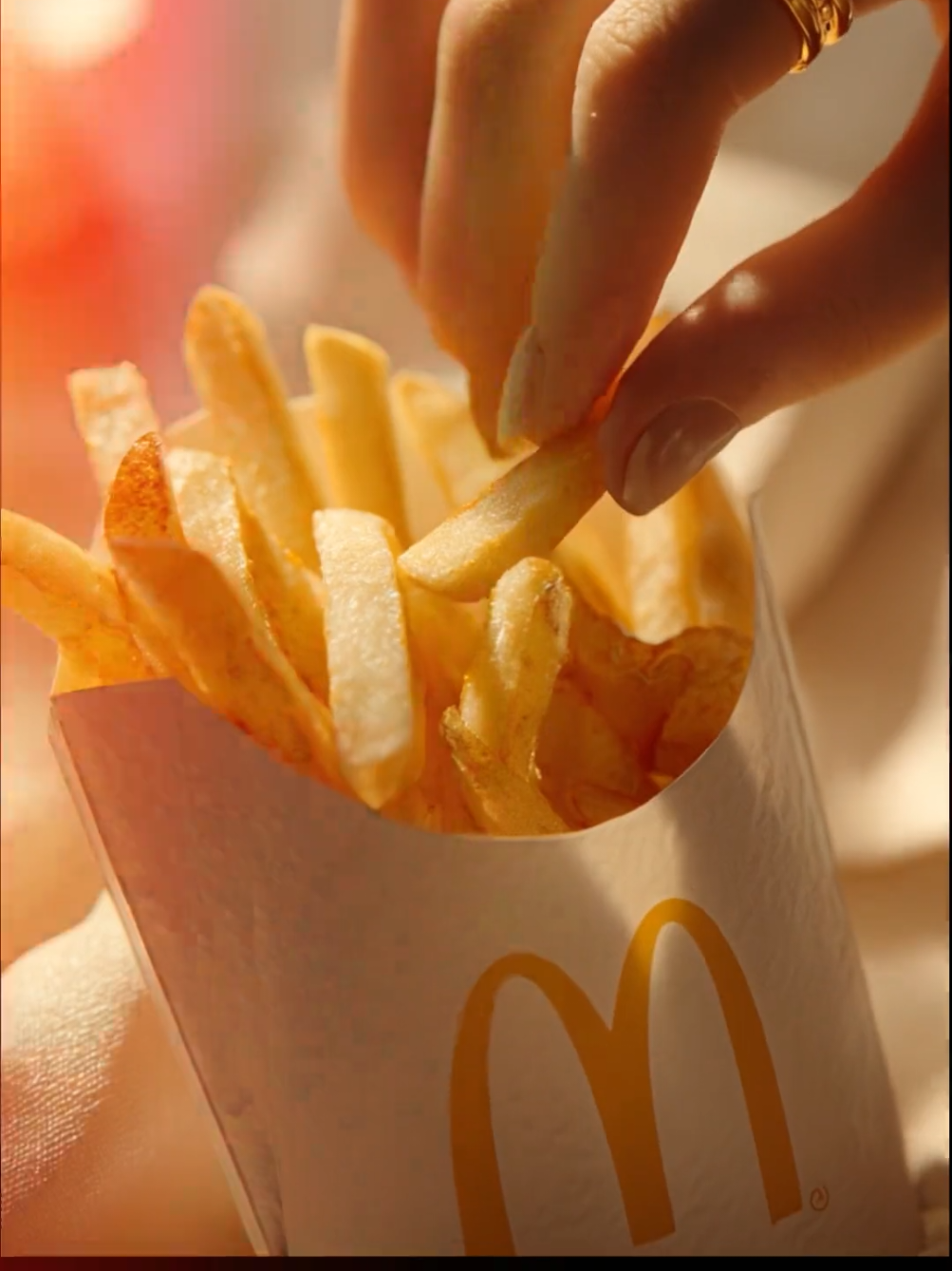 Are you craving it? Me... @McDonald’s  #reklamdeğil #mcdonalds #yapayzeka #ai #artificial_intelligence 