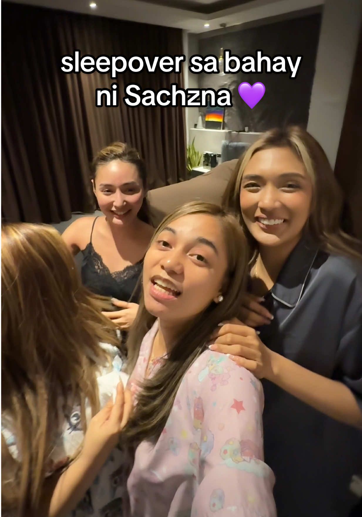 HAHAHAHAHAHAHA @SACHZNA @IG: _FordaFerson @Meiko Montefalco 