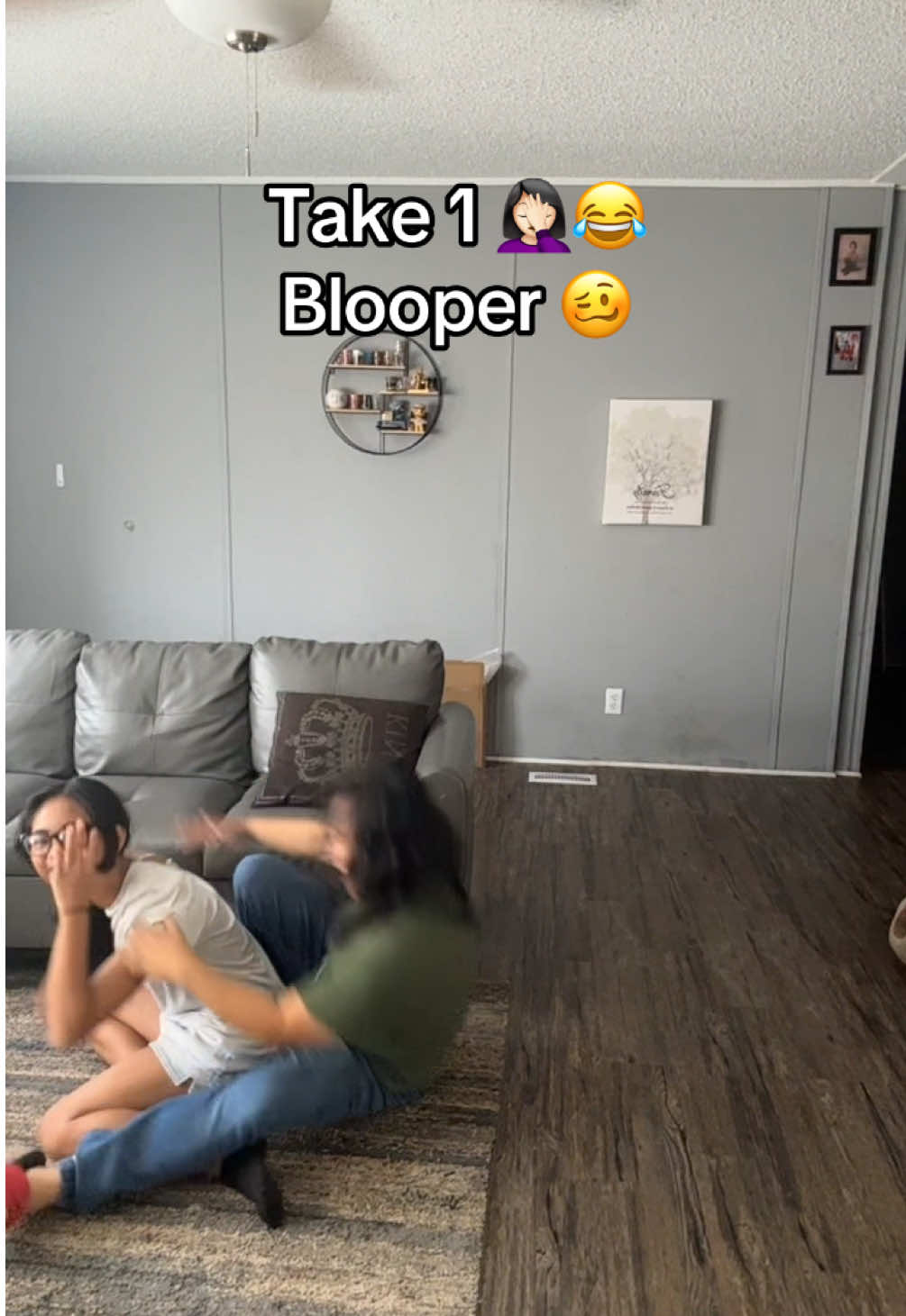 Ik I ain’t that heavy 🥴😑 #fyp #funny #blooper 