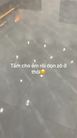 Tắm rửa cho ẻm rồi dọn zô ở thôi.Nhà các bác đến đâu rồi ạ,nhà e xong rồi nà🥰#xuhuongtiktok #hanhtrinhxaynha#kinhnghiemxaynha#viraltiktok 