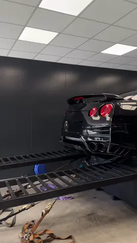 Need a light? 🔥 #nissangtr #r35gtr #fyp #cartokhub #gtrr35 