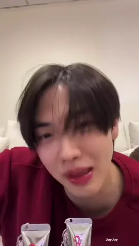 พี่แม็กโดนแน่🤣🤣ล้อบาสอ่า #maxky_rp #bbasjtr #แม็กกี้บาส #บาสเด็กอ้วนที่เเท้จริง #6CODE @bbasjtr @แม็กกี้ อันเดอร์สกอ อาร์พี 