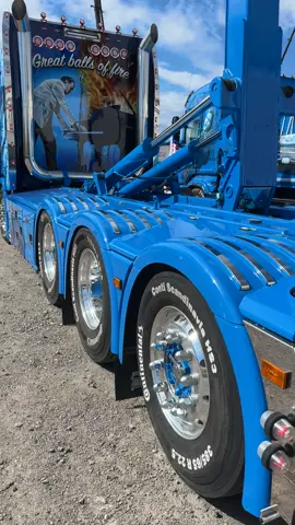 ~ MOLANDERS ~ #foryou #xcyzba #goinstyle🚨 #oldschool #foryoupage❤️❤️ #poahh😍💯🔥👌 #hollandstyle🇳🇱😍👌 #scania #molanderstransport 