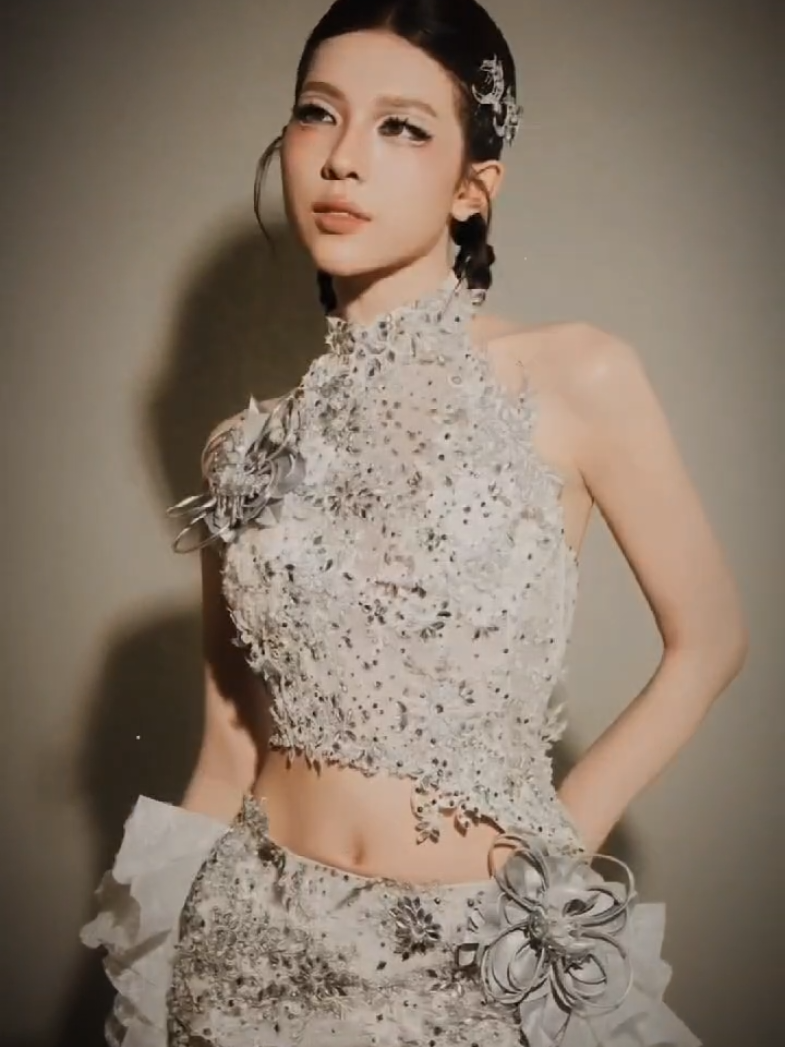bả còn coi Wattpad nữa âu mài gọt #muoii#lamoon#xuhuong #viral #JukiMilee 