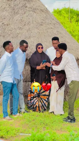 hoooyo inta aad soo martay maaso kuma qeexi karo abaalkaga janada allaha ka dhigo#boqoradamiirtaqwa #qalbinuurshe 