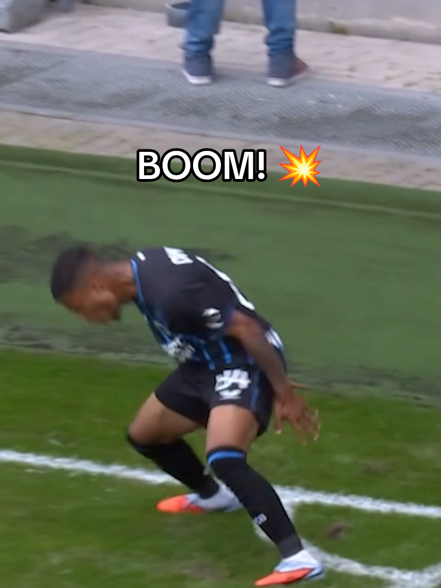 🌟 | Only 2️⃣0️⃣ years old, Shandre Campbell! 💪🔥 #ZWACLU Watch the #JPL exclusively on DAZN! 📲 #football #jupilerproleague #fyp