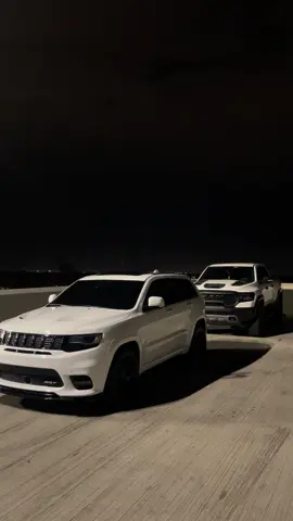 #fyp #paratii #jeepsrt #ramtrx #viral 