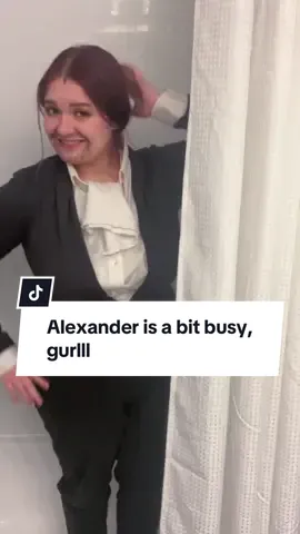 Phew she almost caught me #hamilton #hamiltontrend #linmanuelmiranda #trend #homegirlgamer