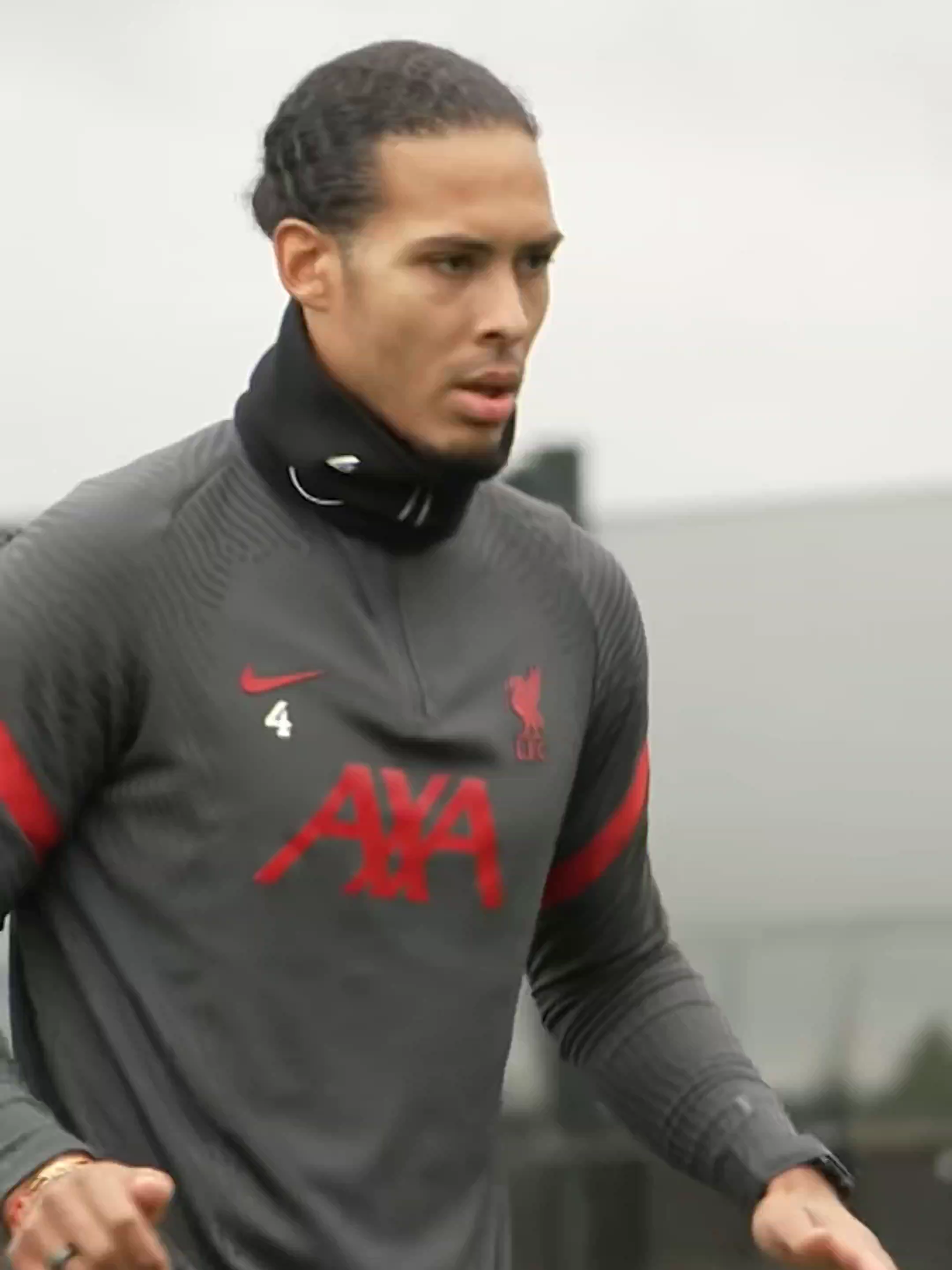 Top 6 Tallest Footballer in the world player in premi league.#fyp #footbal #FootballFacts #messi #cristianoronaldo #news #realmadridfc #haaland #virgilvandijk #zalatanibrahimovic